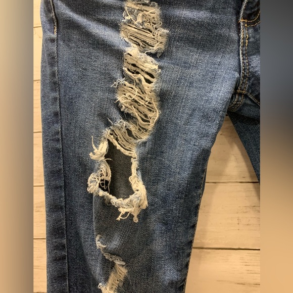 GARAGE Women's 5  Distressed Destroyed super skinny Jeans - Picture 7 of 11